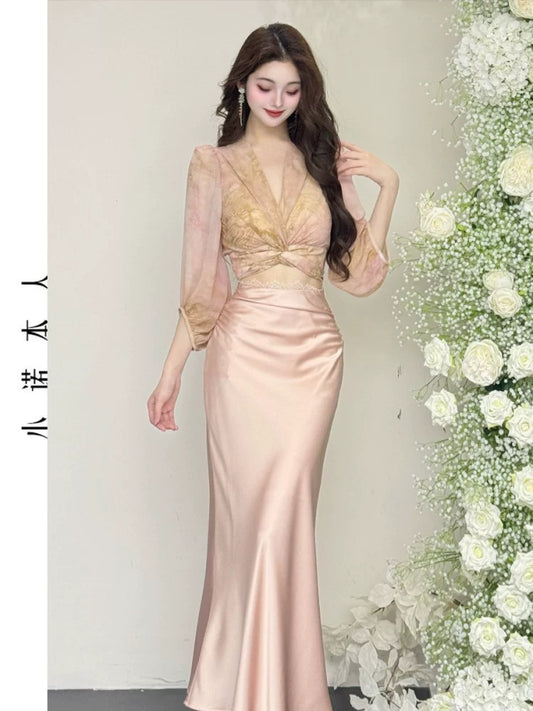 Xiao Nuo's floral v-neck short top summer pure desire holiday wind chiffon shirt high waist hip skirt suit 258840