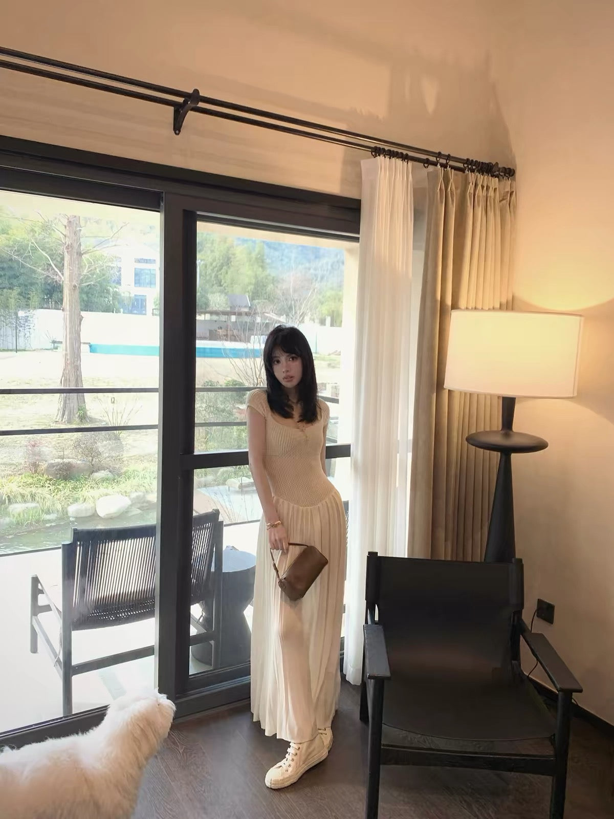 ASM ANNA / Premium French-style elegant long dress featuring a square neckline and a blend of mercerized wool, combed cotton, acetate, and Tencel.