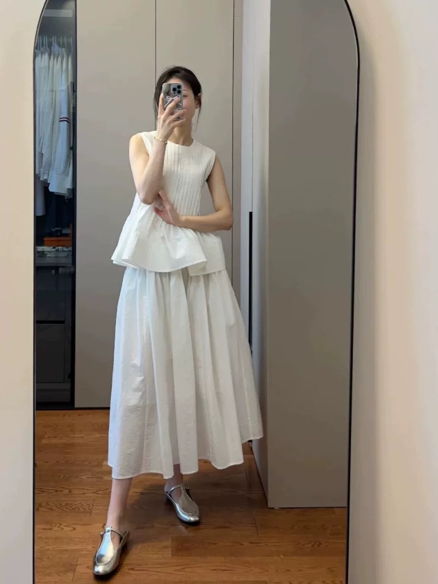 Salt style two-piece suit, sleeveless flower bud top + high-waisted A-line skirt, summer fashion, foreign style and high-end feel
