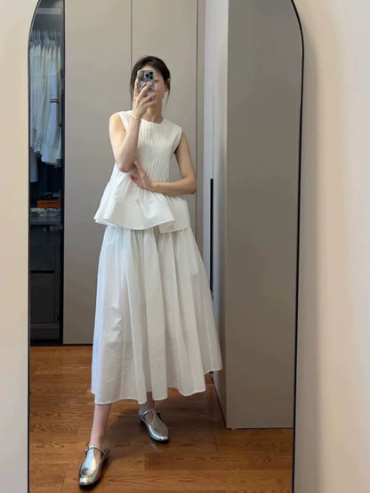 Salt style two-piece suit, sleeveless flower bud top + high-waisted A-line skirt, summer fashion, foreign style and high-end feel