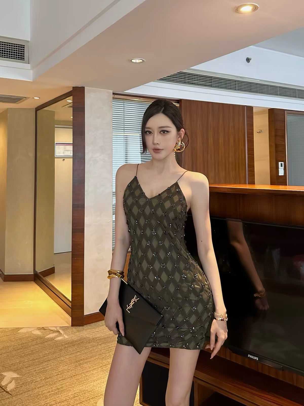 SX Shanxi Heavy Industry Women's Diamond-Pattern Cutout Beaded Camisole Dress – Sophisticated, Retro, and Sexy V-Neck Mini Formal Dress