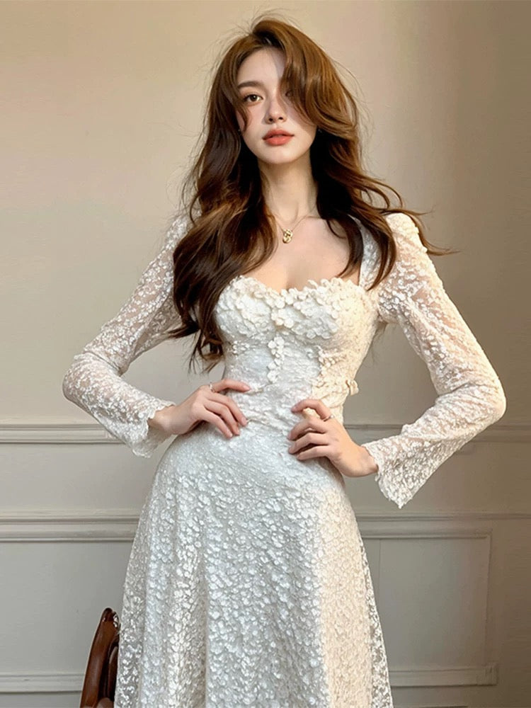 European station lace dress early autumn new women's French design sense of wear temperament waist slimming dress skirt