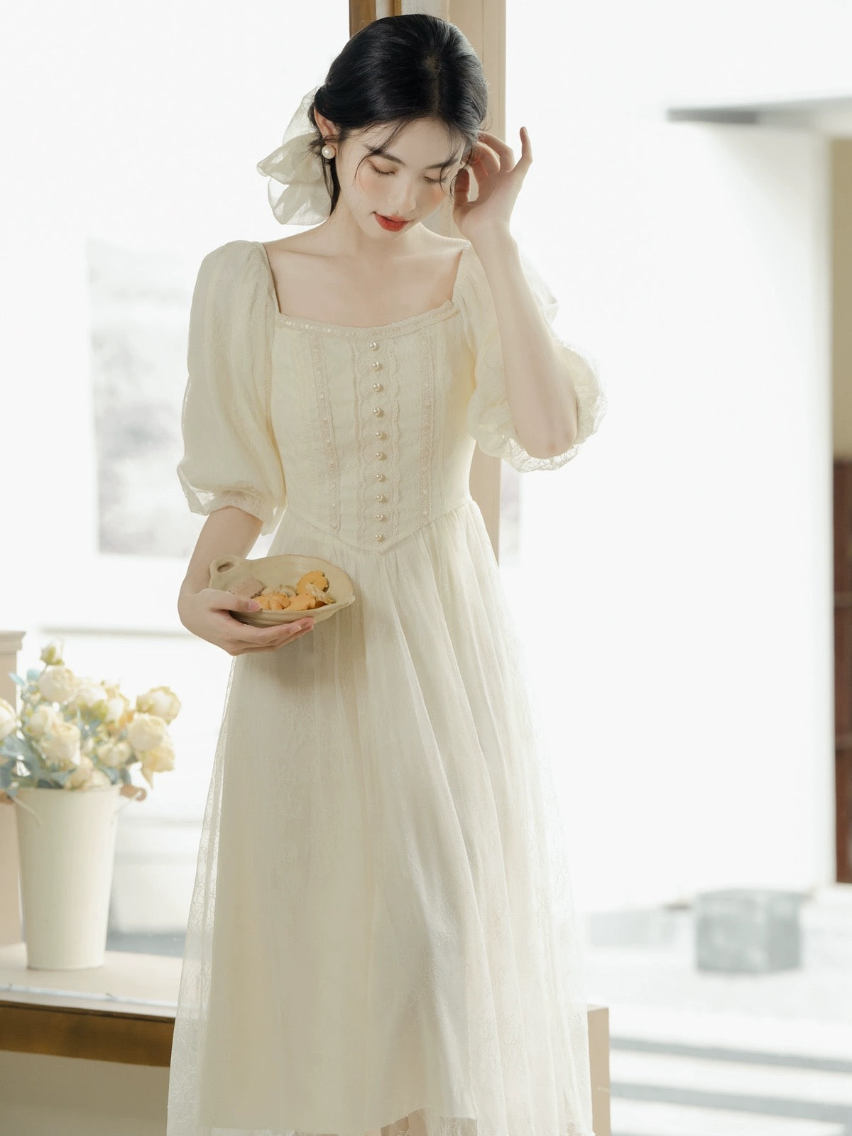French Tea Break Princess Dress for Women Early Spring 2024 New Square Neck Lantern Sleeve Waist Dress High-end