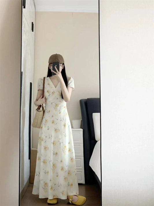 Kumikumi sweet style French V-neck short-sleeved dress women's summer slim fit floral A-line long skirt