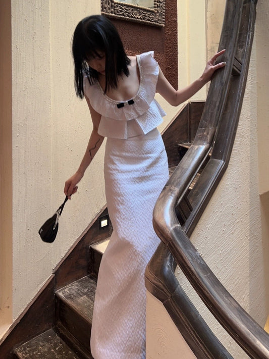 White temperament and high-end rhinestone heavy bow top and skirt suit 2023 French sweet lady looks slim