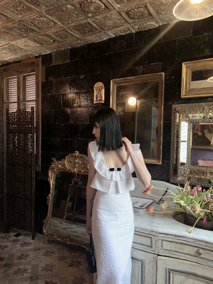 White temperament and high-end rhinestone heavy bow top and skirt suit 2023 French sweet lady looks slim