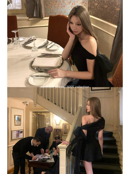 Lattitude/Yang Xiaolu - Off-the-shoulder strapless backless dress with a stylish bow tie for multiple styling options.