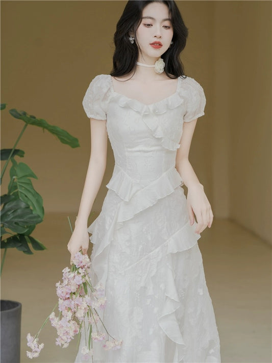 Super hot summer French style romantic and elegant short-sleeved ruffle dress with high-end feel