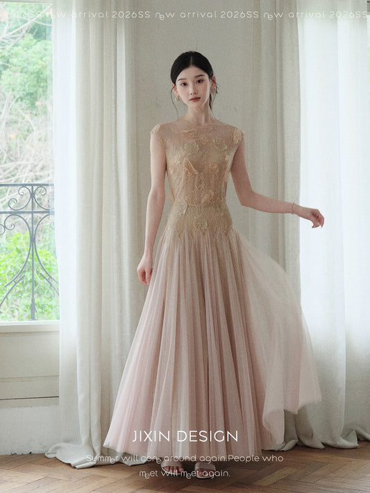 Send a letter to "Dreamland" - a hand-sewn lace embroidered misty mesh dress, a French-style fitted waist gown.