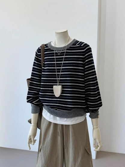CHAO-level recommendation! The best outfit for autumn~ Korean style contrast striped round neck, age-reducing lazy feeling, soft and glutinous long-sleeved sweatshirt