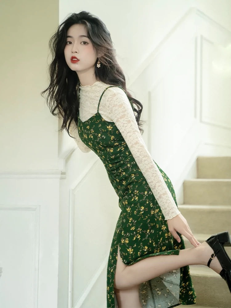 Green corduroy floral suspender skirt two-piece set 2024 early spring temperament super fairy high-end forest style outfit set