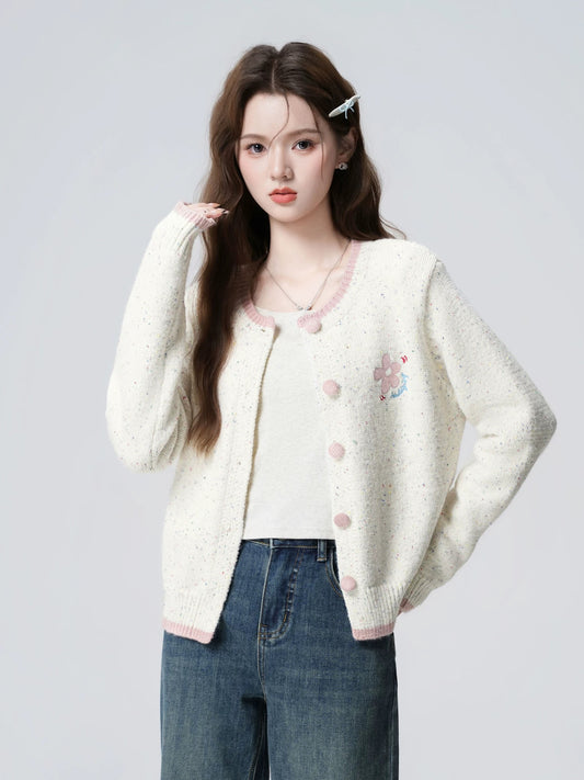 Off-white round neck cardigan for women, spring and autumn 2026 new style, floral embroidered knitted cardigan, short top.