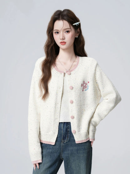 Off-white round neck cardigan for women, spring and autumn 2026 new style, floral embroidered knitted cardigan, short top.