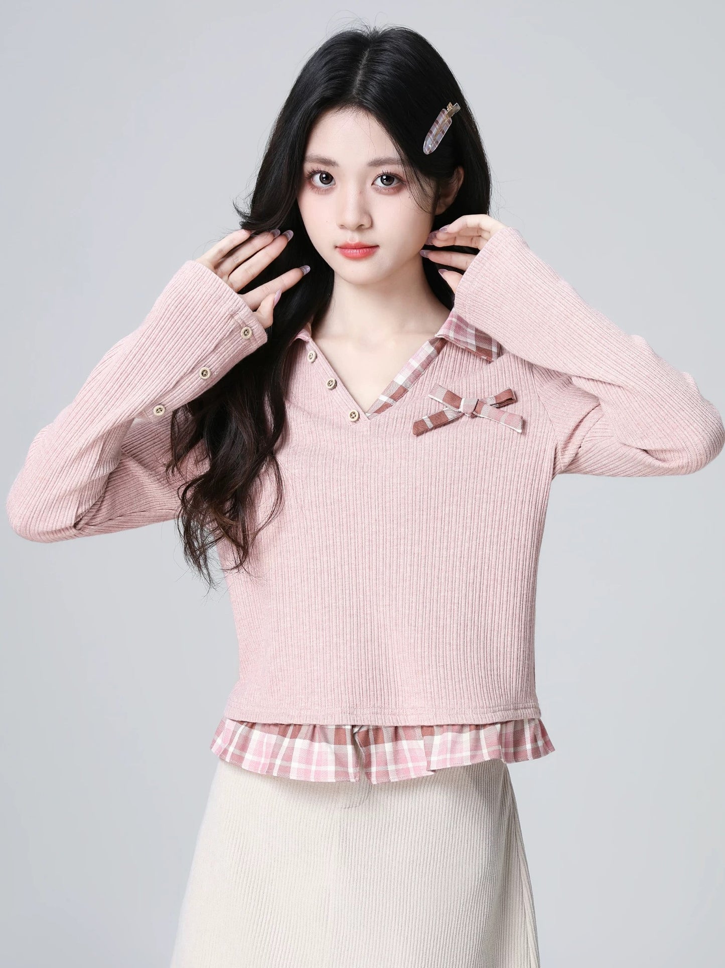 Pink Faux Two-Piece Long-Sleeve T-Shirt for Women, Spring and Autumn 2026 New Style, Plaid Patchwork Bow V-Neck Short Top