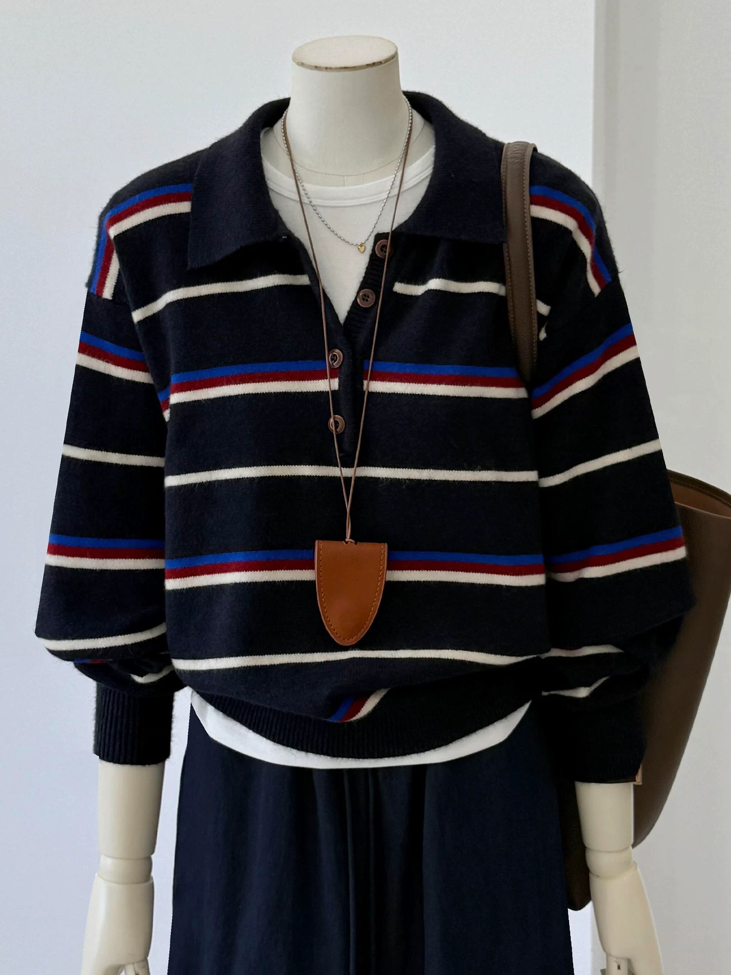 CHAO-level recommendation! Winter outfit ~ Navy blue contrast striped Polo collar atmosphere long-sleeved knitted sweater
