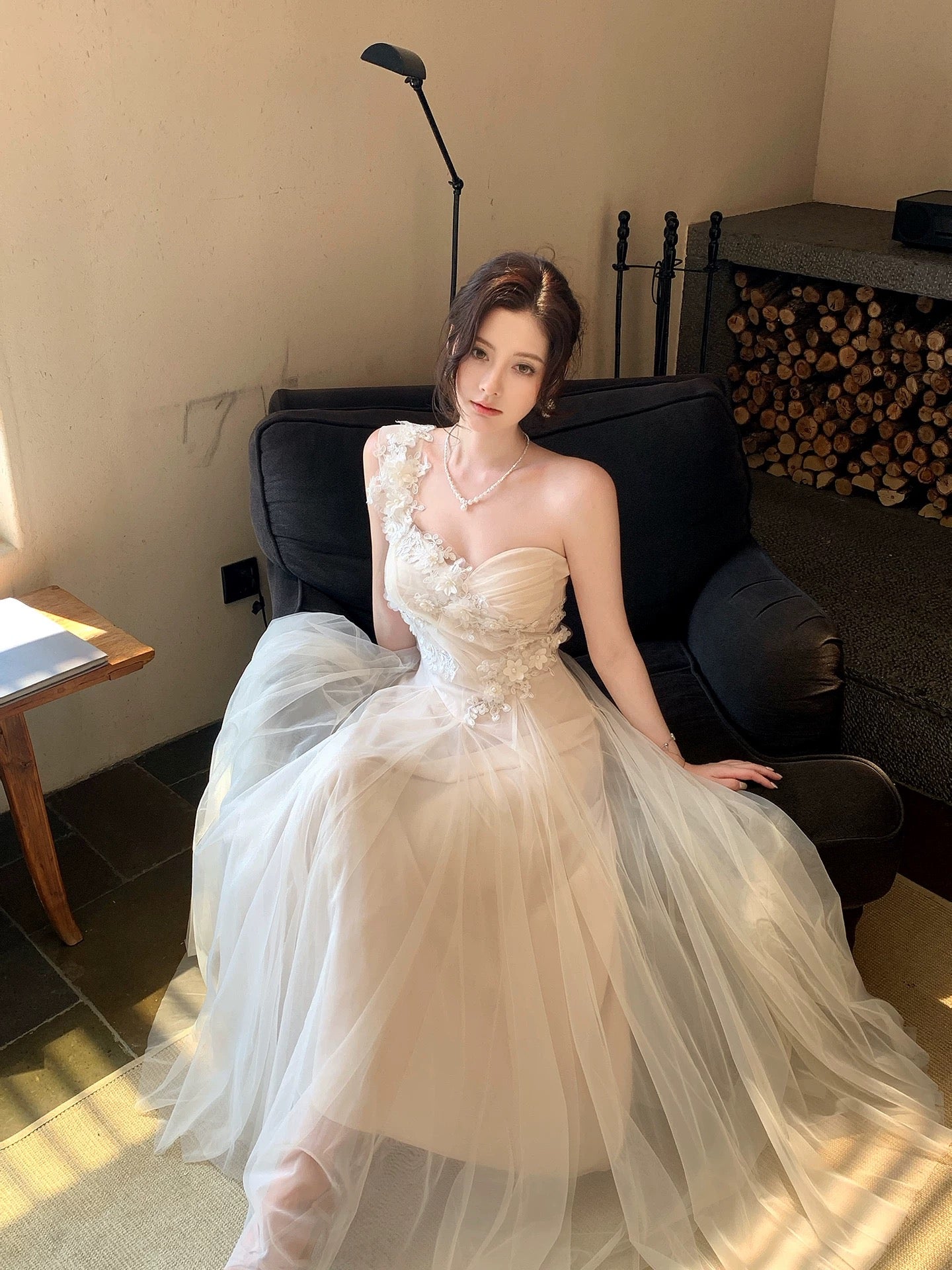 Good Job! 【Evening Breeze Weaving Dreams】French-style heavy-duty three-dimensional floral dress, unique design, niche vacation maxi dress.