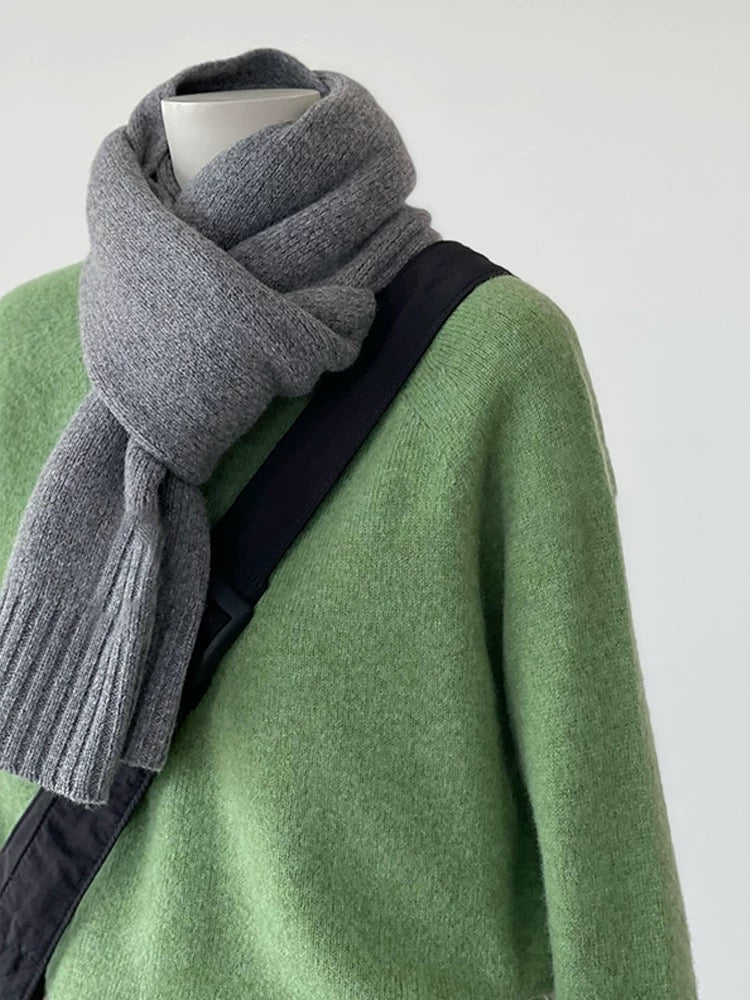 CHAO-level recommendation! This green is super popular~ Korean green soft waxy wool blend round neck knitted sweater for women