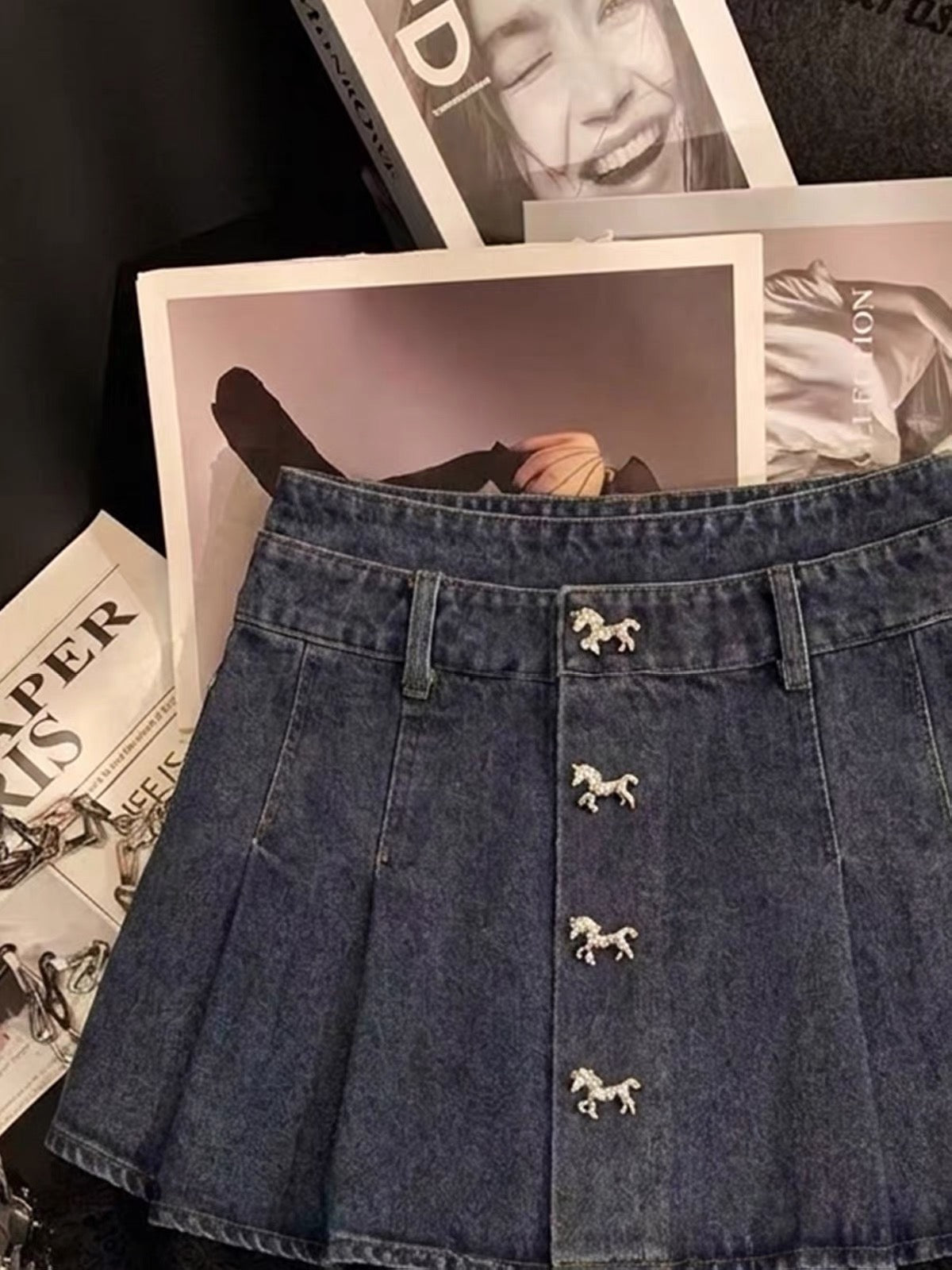 ZHOUYI High-Waisted Pleated Denim Mini Skirt with Premium Metal Buckle and Lace Panelling (Slimming Fit)