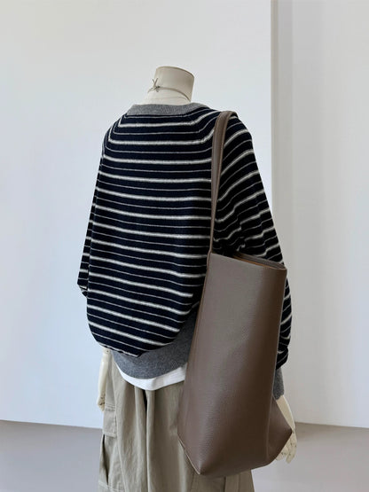 CHAO-level recommendation! The best outfit for autumn~ Korean style contrast striped round neck, age-reducing lazy feeling, soft and glutinous long-sleeved sweatshirt