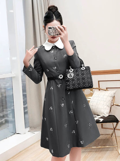 Celebrities' high-end outfits with skirts, women's clothing, 2024 new autumn and winter clothing, mid-length age-reducing coats and inner dresses