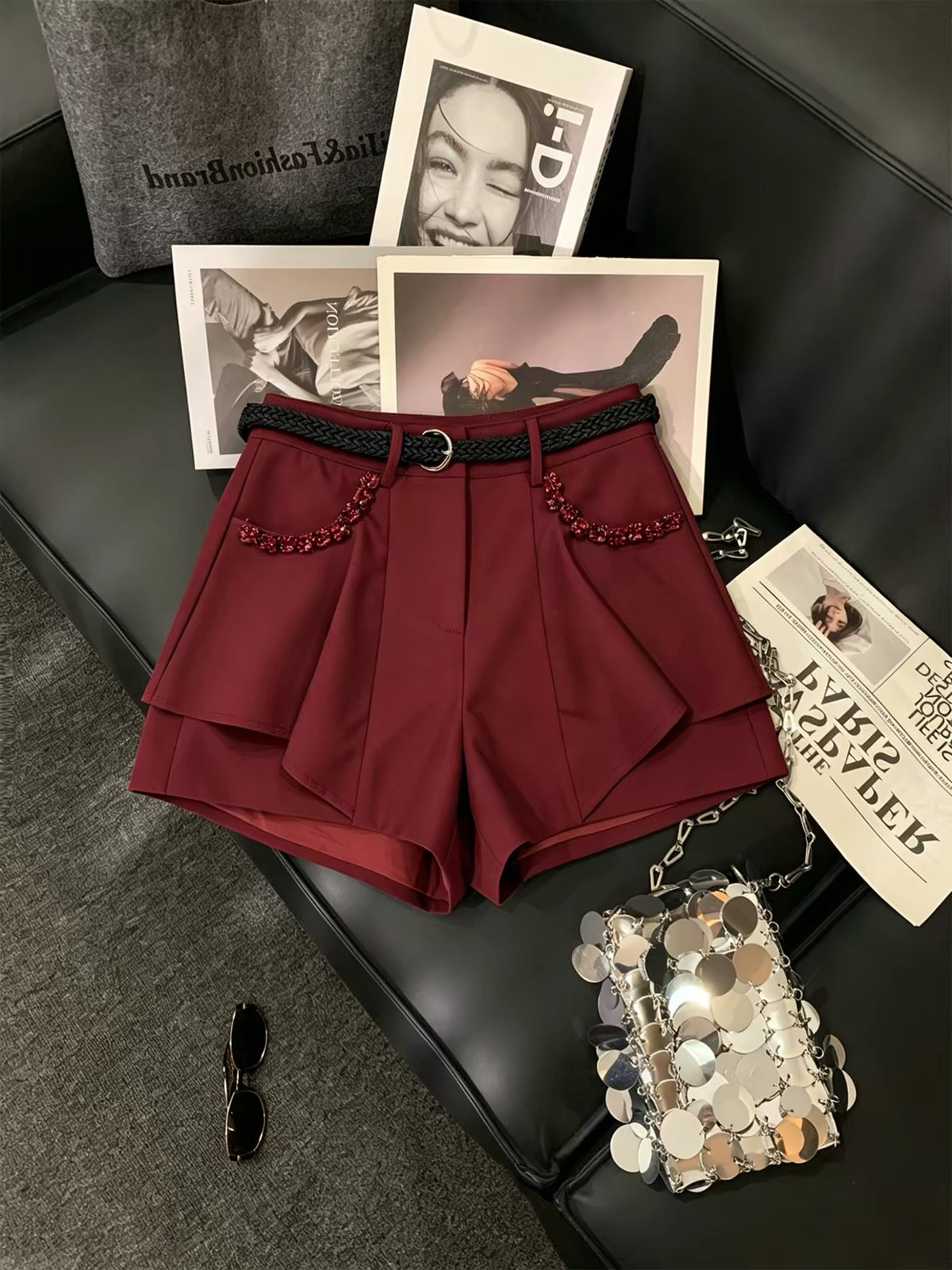 ZHOUYI High-waisted A-line wide-leg pants featuring a sophisticated red studded belt, a slimming "faux-layered" design, and anti-exposure construction.