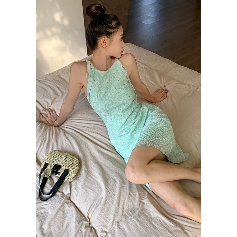 Temperament fresh mint green suspender dress women's 2023 summer new textured sleeveless floral short skirt