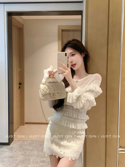 JustQin "Amorous Goddess" 2026 New Collection: Women's Layered Cut-Out Sweater (Merino Wool & Alpaca Blend) with Waist-Defining Fit