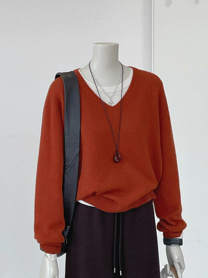 CHAO-level recommendation! It really makes you look whiter~ Orange-red V-neck slimming soft and lazy layered knitted sweater for women