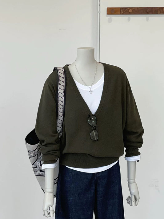 CHAO-level recommendation! Autumn top ~ Korean olive green deep V-neck design soft lazy style knitted sweater for women