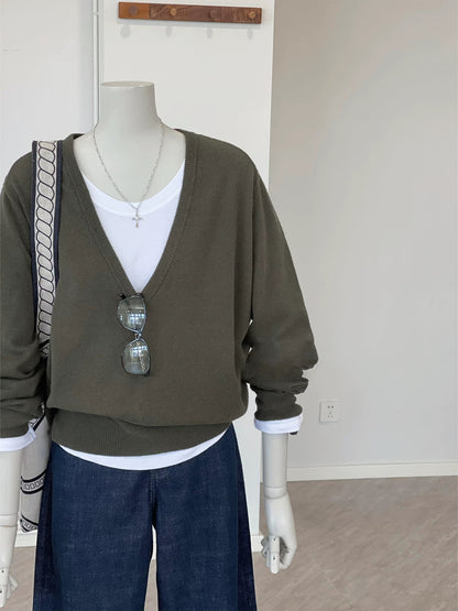 CHAO-level recommendation! Autumn top ~ Korean olive green deep V-neck design soft lazy style knitted sweater for women