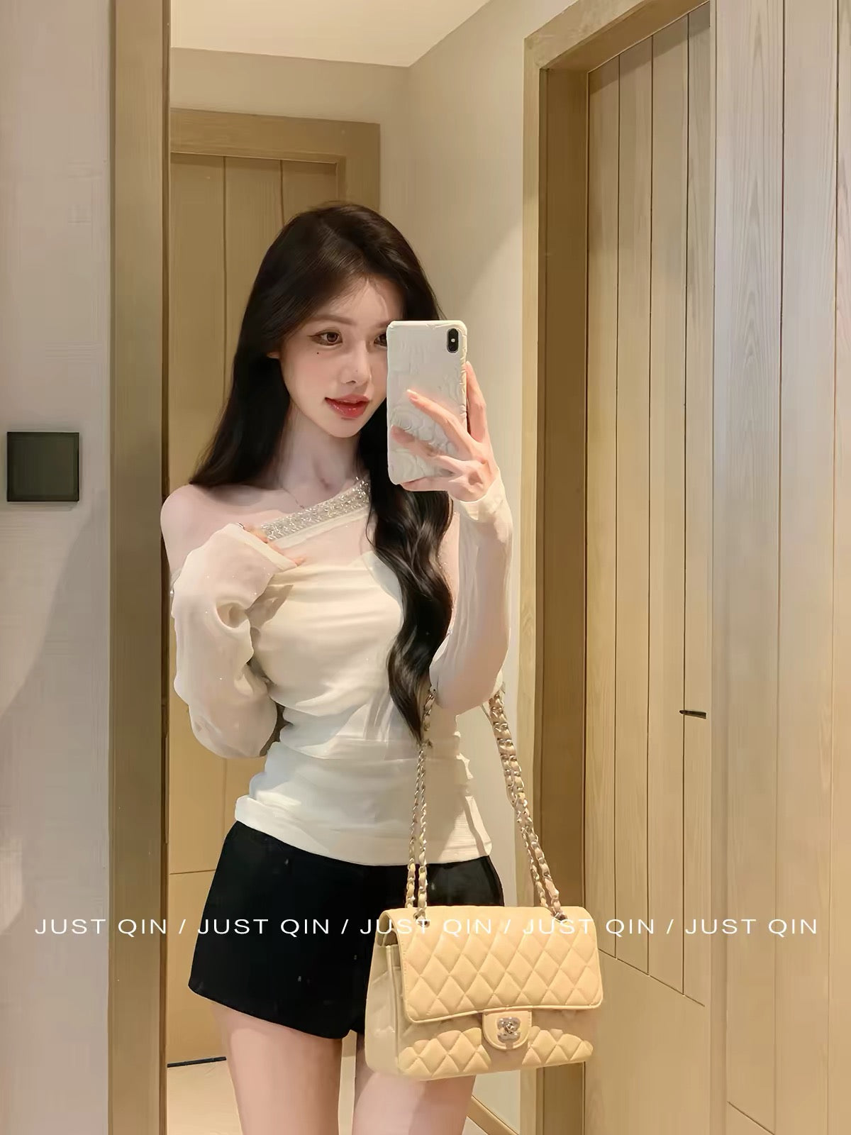 JustQin [Soft Fragrant Jade] 2026 New Autumn Women's Long-Sleeve One-Shoulder Mesh Top with Rhinestones – Elegant & Slimming Fit