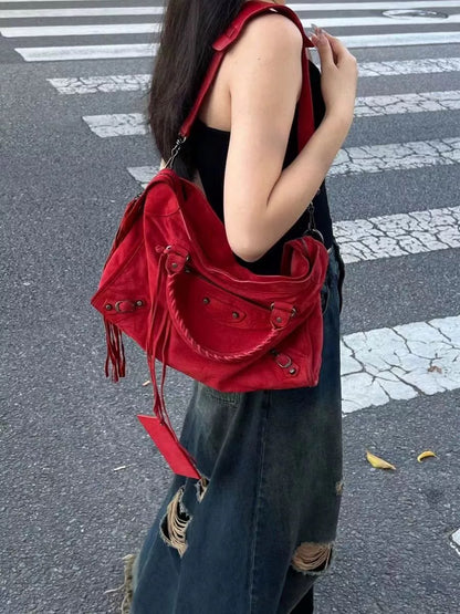 Niche design large-capacity shoulder bag 2024 autumn and winter new trendy portable commuter bag second-hand motorcycle hottie bag