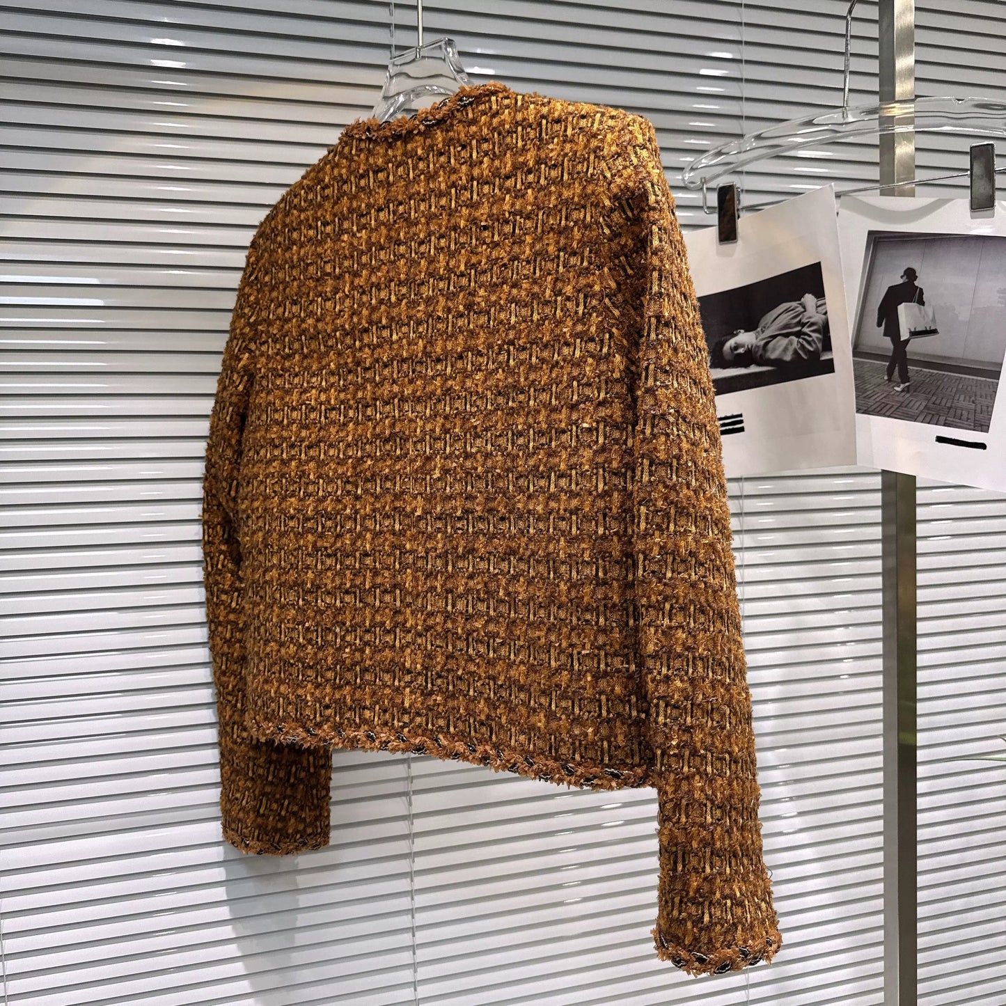 [In Stock] 2025 Winter New Style -Style Floral Brooch Woven Tweed Down Lined Short Jacket Top