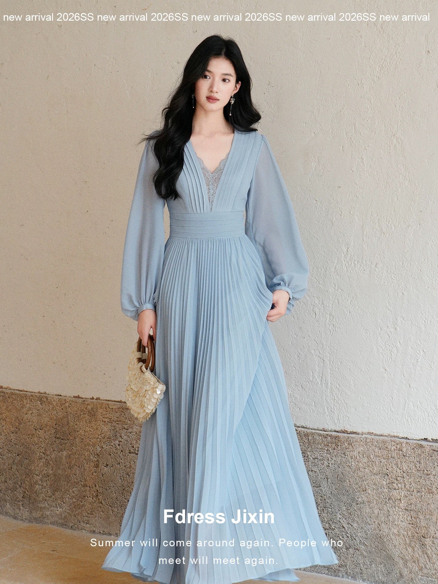 Send a letter: 2026 Spring New Arrival Lace V-Neck High-End French Style Women's Long-Sleeved Accordion Pleated Skirt