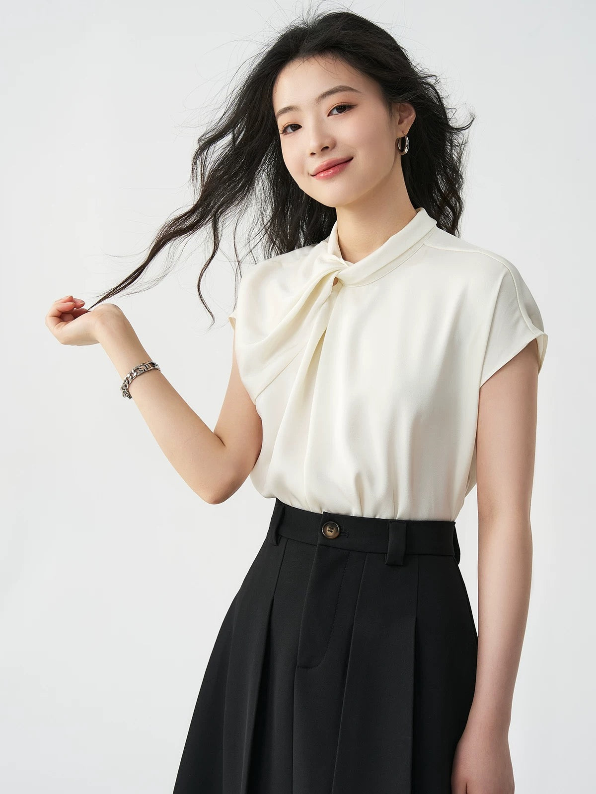 Yakejia 2025 Summer Pearl Bubble Champagne Niche Design Three-dimensional Pleated Temperament Commuter Shirt Top