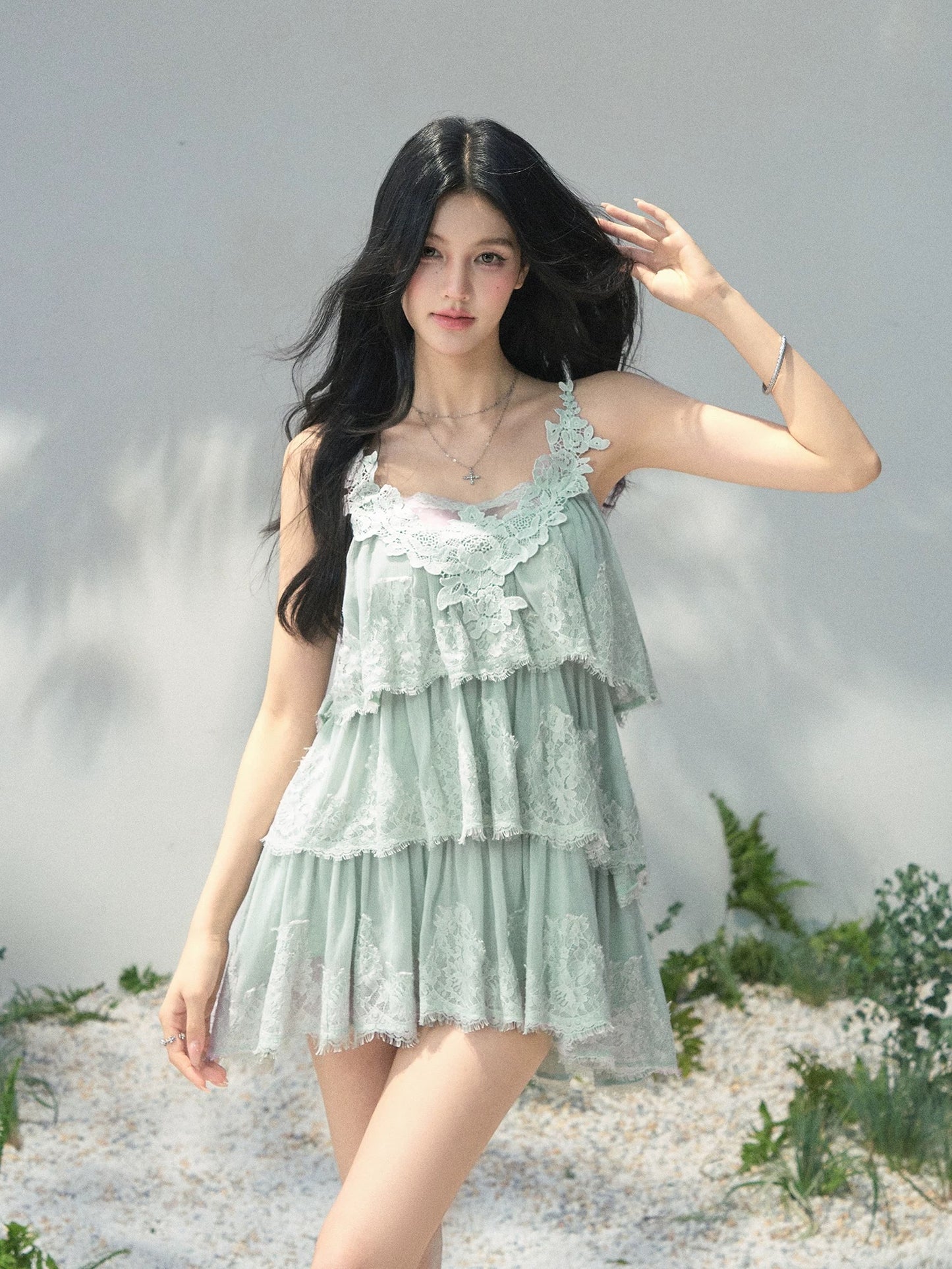 Mejiu [Rippling Clouds] Design-Inspired Lace Cake Dress - Spring/Summer Atmosphere-Inspired Spaghetti Strap Dress
