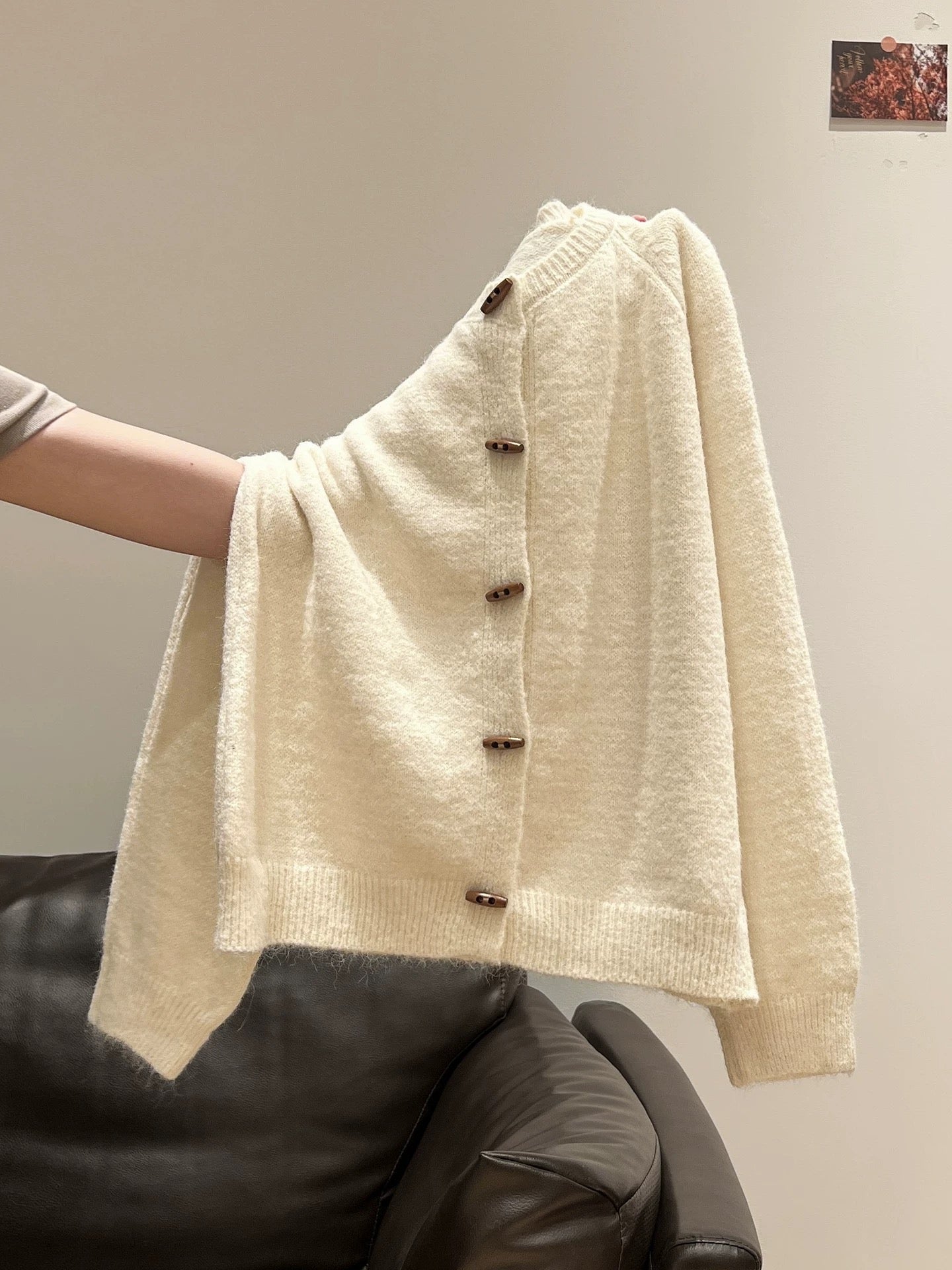 Gentle style loose soft glutinous knitted cardigan long sleeves women 2025 autumn and winter new versatile age-reducing thickened sweater jacket