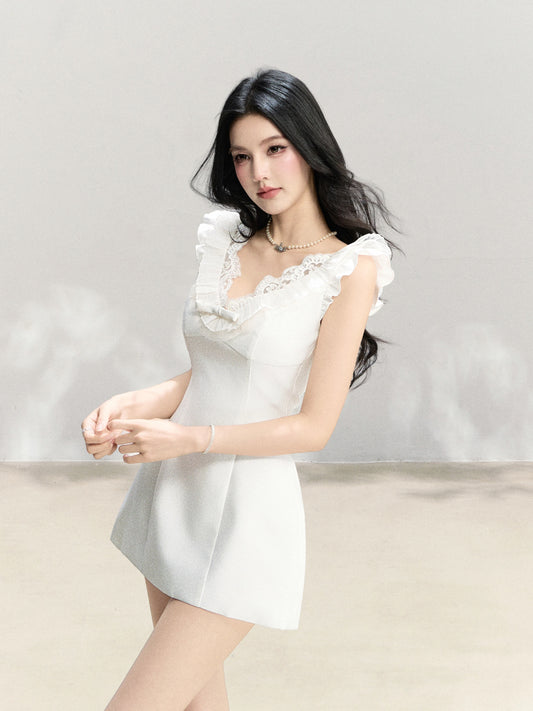 Mejiu [Springtime Diary] Gentle V-neck Lace-trimmed White Dress - Spring/Summer Date Dress