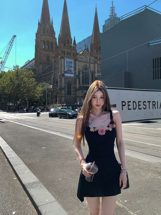 Tongiiuu Wei Mi Sicily Heavy Industry V-neck suspender dress women's herringbone waist slimming A-line short skirt summer