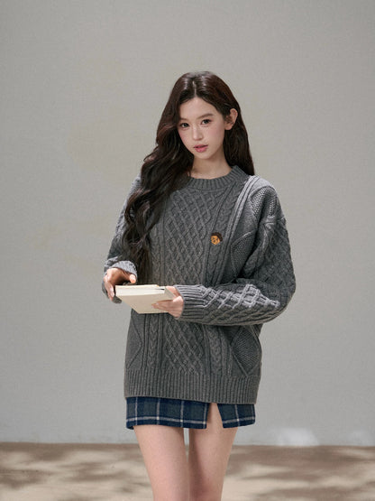 OIOI ESSE｜Retro Casual Round Neck Cable Knit Sweater for Women, Spring Sweater Top