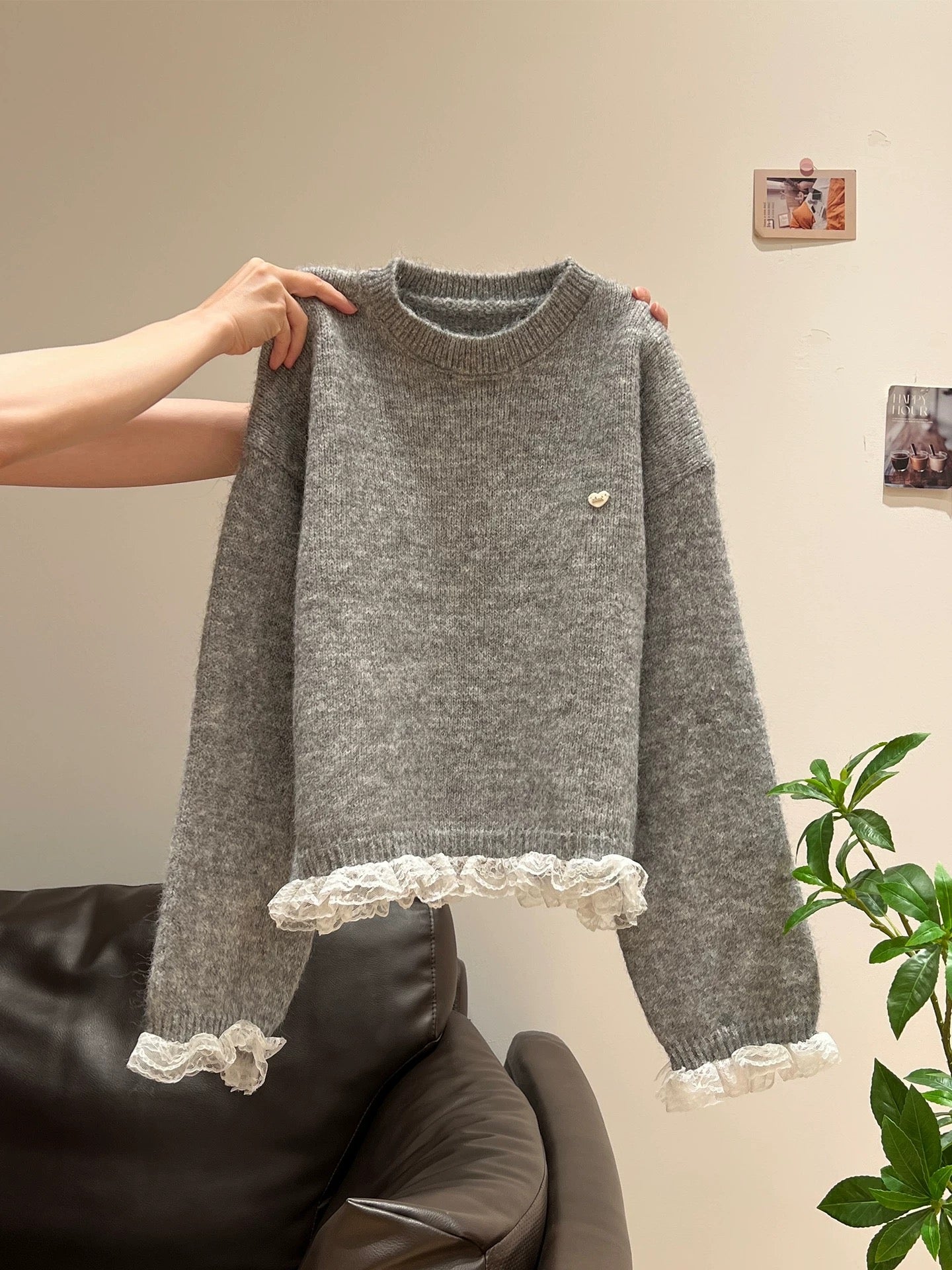 Korean style hem lace thick sweater women's jacket 2025 autumn and winter lazy style design long-sleeved knitted sweater top