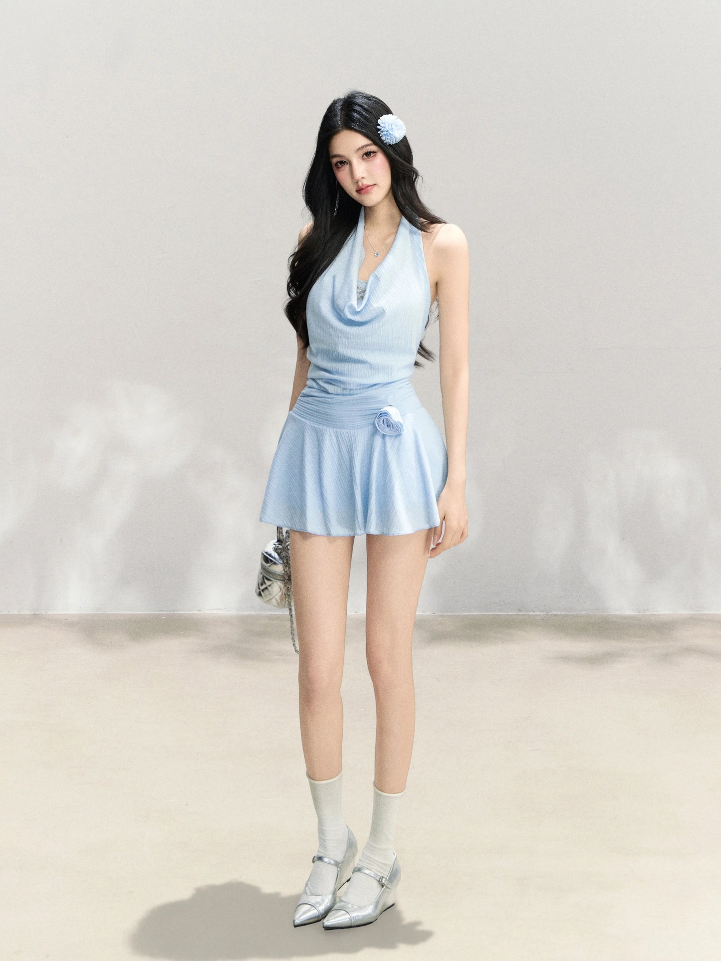 Mejiu [Sea Waves] Blue Lace-trimmed Halter Neck Dress, Elegant Waist-cinching Dress