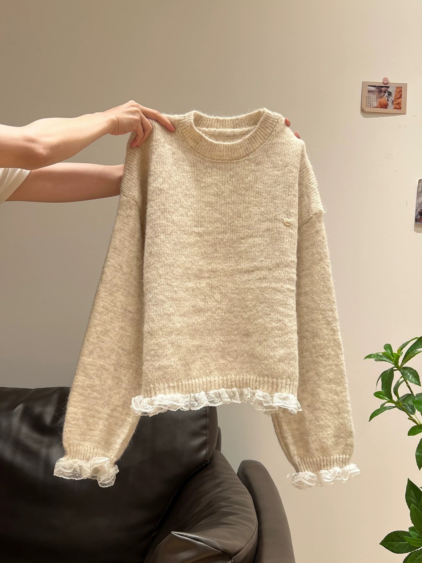 Korean style hem lace thick sweater women's jacket 2025 autumn and winter lazy style design long-sleeved knitted sweater top