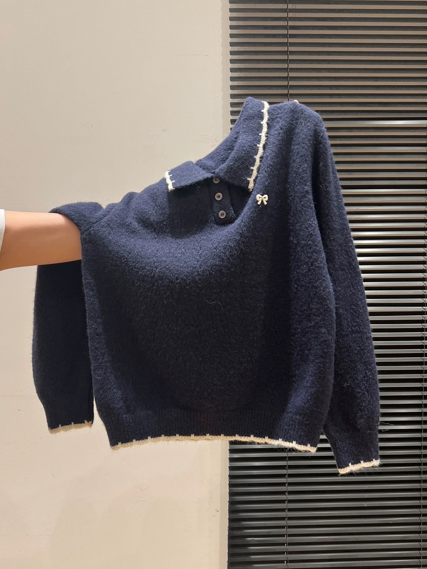 Autumn and winter outer wear lapel embroidered bow knitted sweater thickened bottoming long sleeve loose pullover top for women