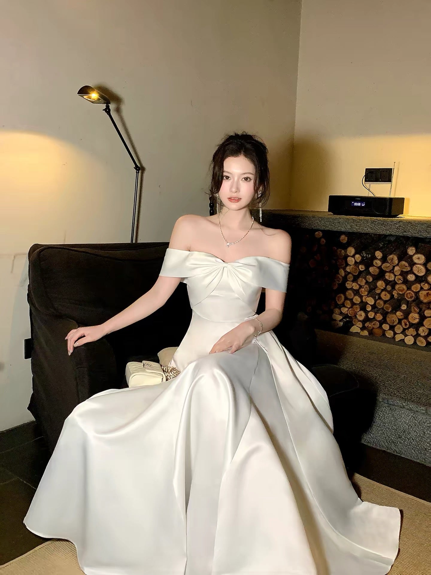 Good Job: 【White Tea Lover】French Style White Off-Shoulder High-End Dress, Off-Shoulder Fitted Waist Gown