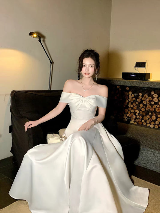 Good Job: 【White Tea Lover】French Style White Off-Shoulder High-End Dress, Off-Shoulder Fitted Waist Gown