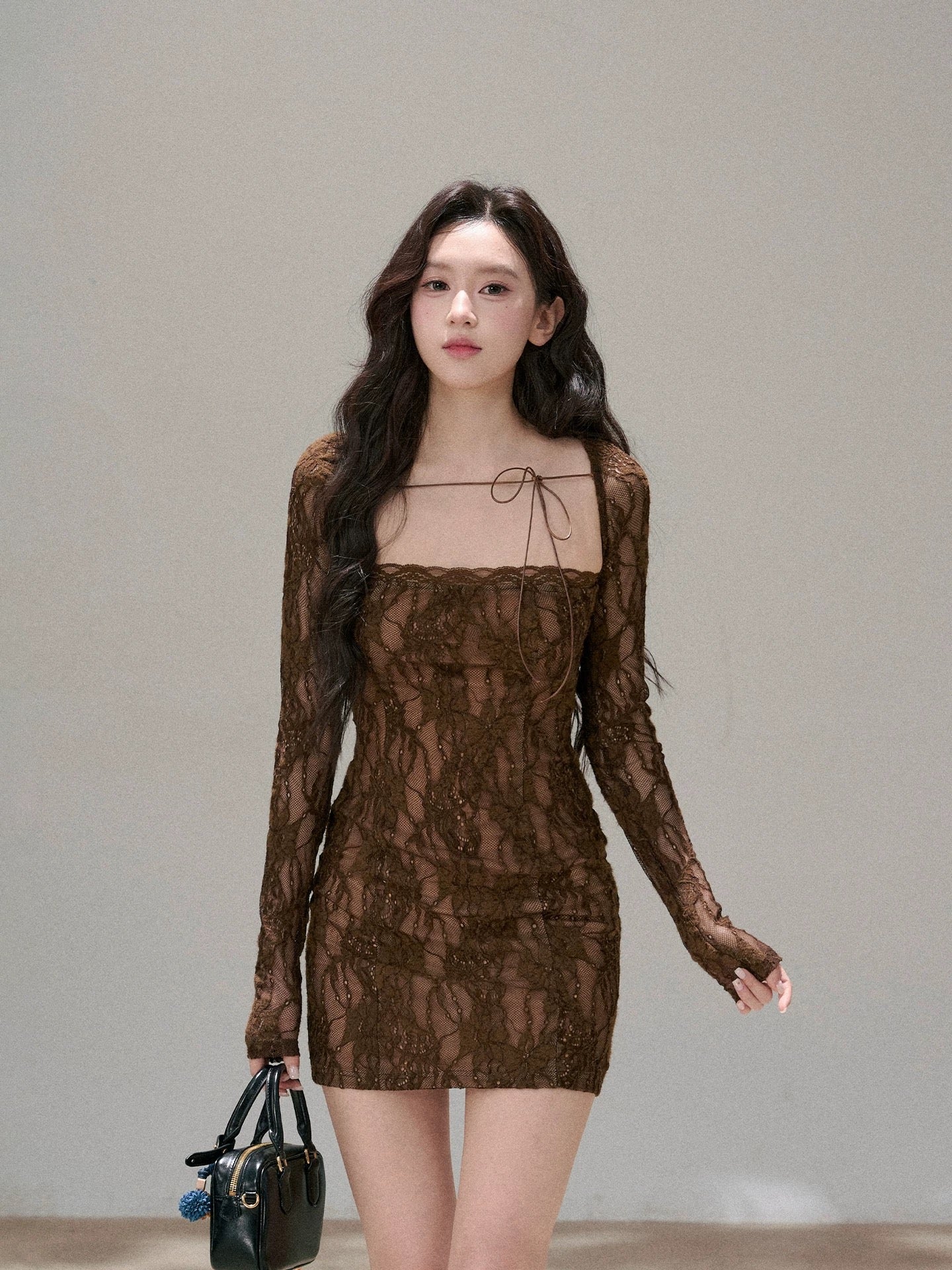 OIOI ESSE｜French Romantic Lace Waist-cinching Long-sleeved Dress for Women, New Spring Style Short Skirt