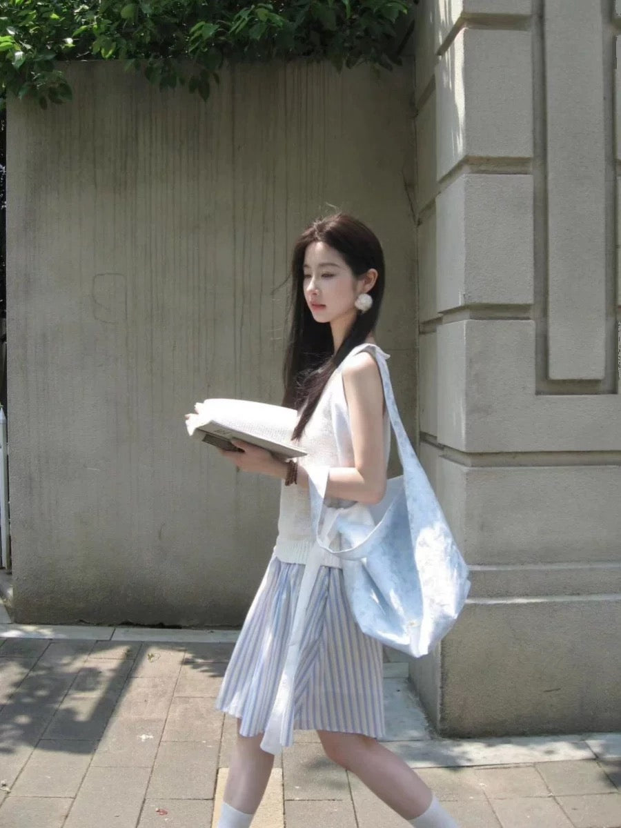 Korean temperament, preppy style outfit, a complete set of sleeveless vest top, small shirt, striped skirt, two-piece suit for summer