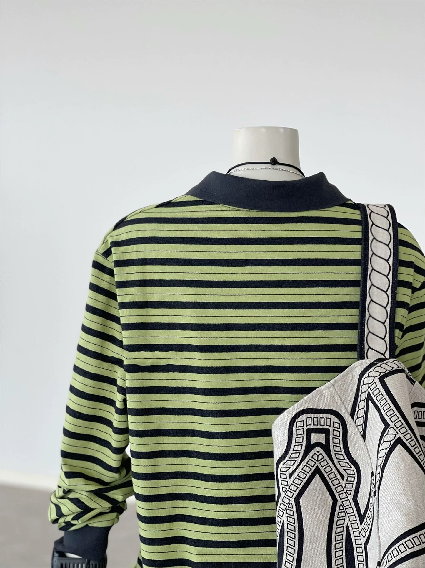 CHAO-level recommendation! Top autumn outfit~Korean style green striped Polo collar drop shoulder sleeve design long sleeve shirt for women