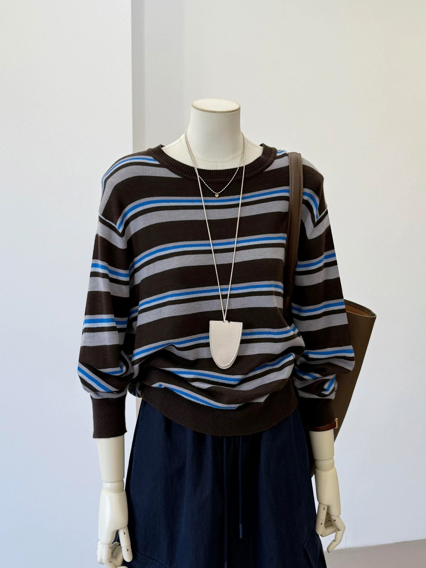 CHAO-level recommendation! Top autumn outfit~ Korean style contrast striped round neck design age-reducing casual knitted blouse for women